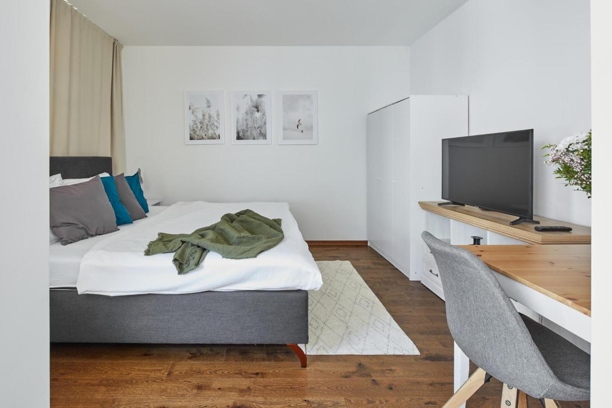 Deluxe Near Wenceslas Square By Days Apartamento *